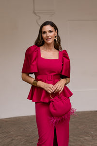 Vestido volante en cintura cereza