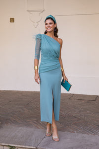 Vestido midi drapeado asimétrico azul pastel