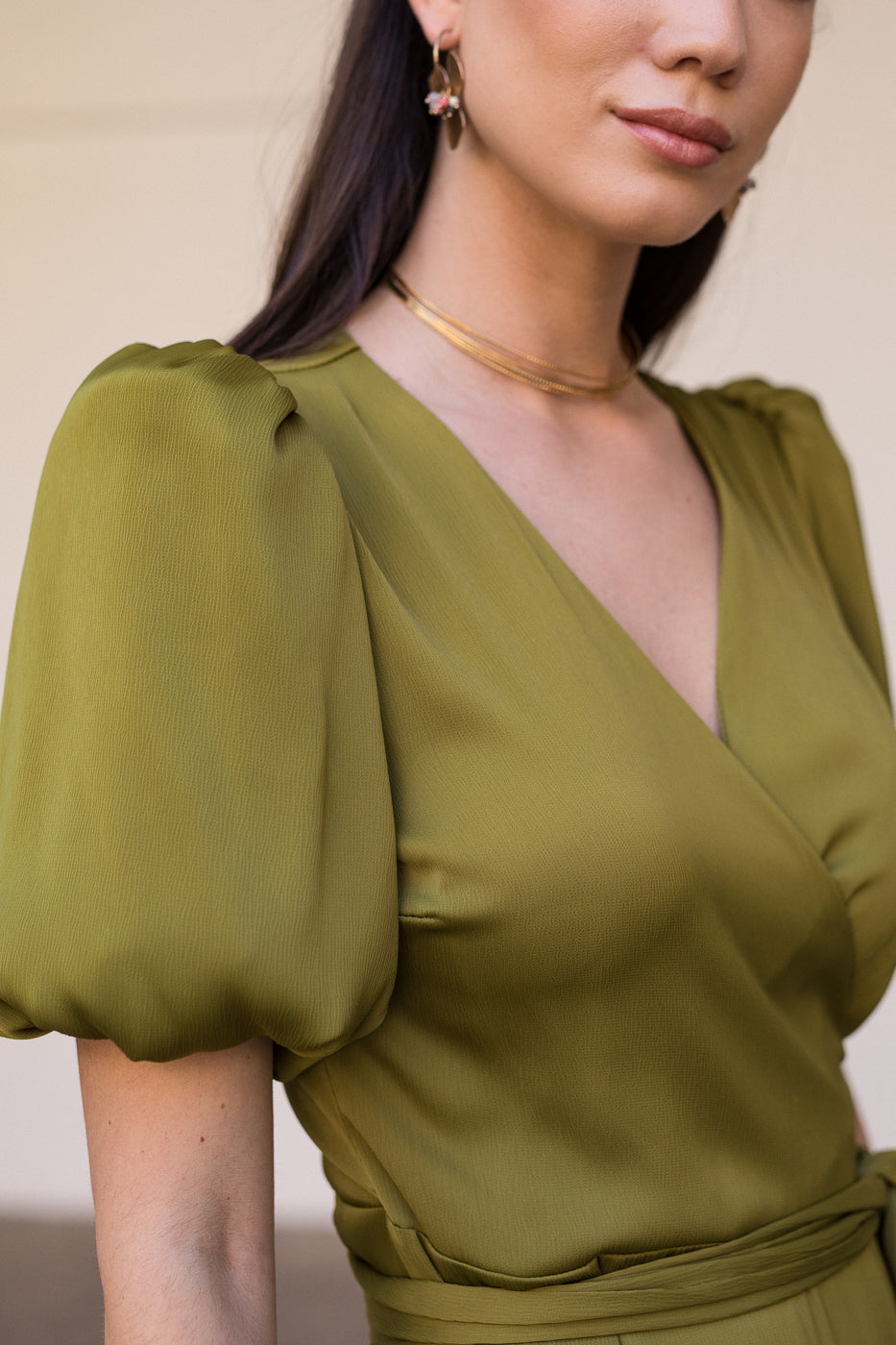 Vestido midi lazada lateral