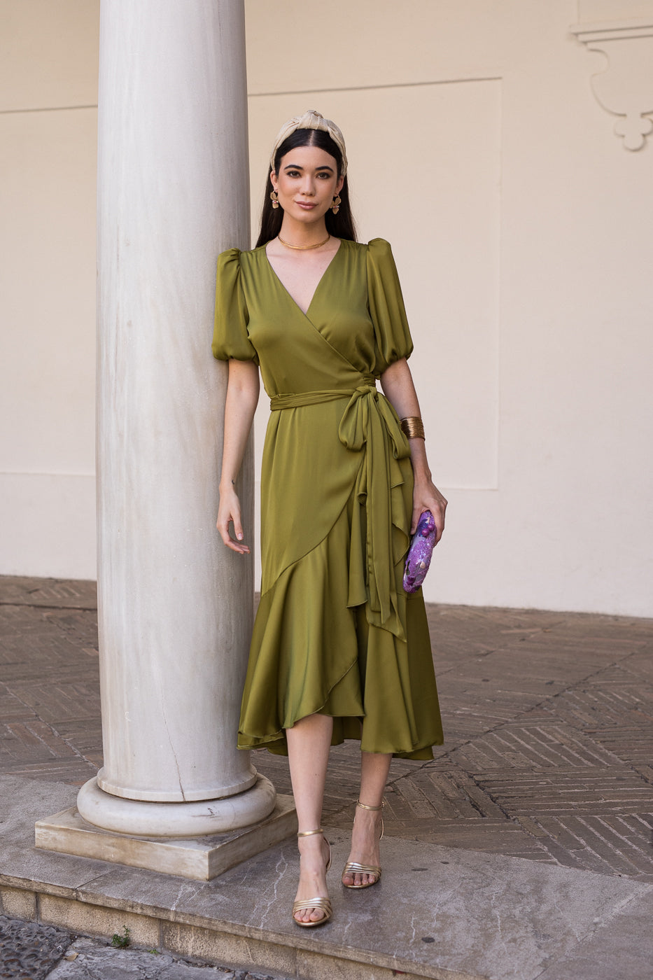 Vestido midi lazada lateral