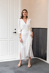 Vestido blanco brocado con flecos - EXCLUSIVO ONLINE