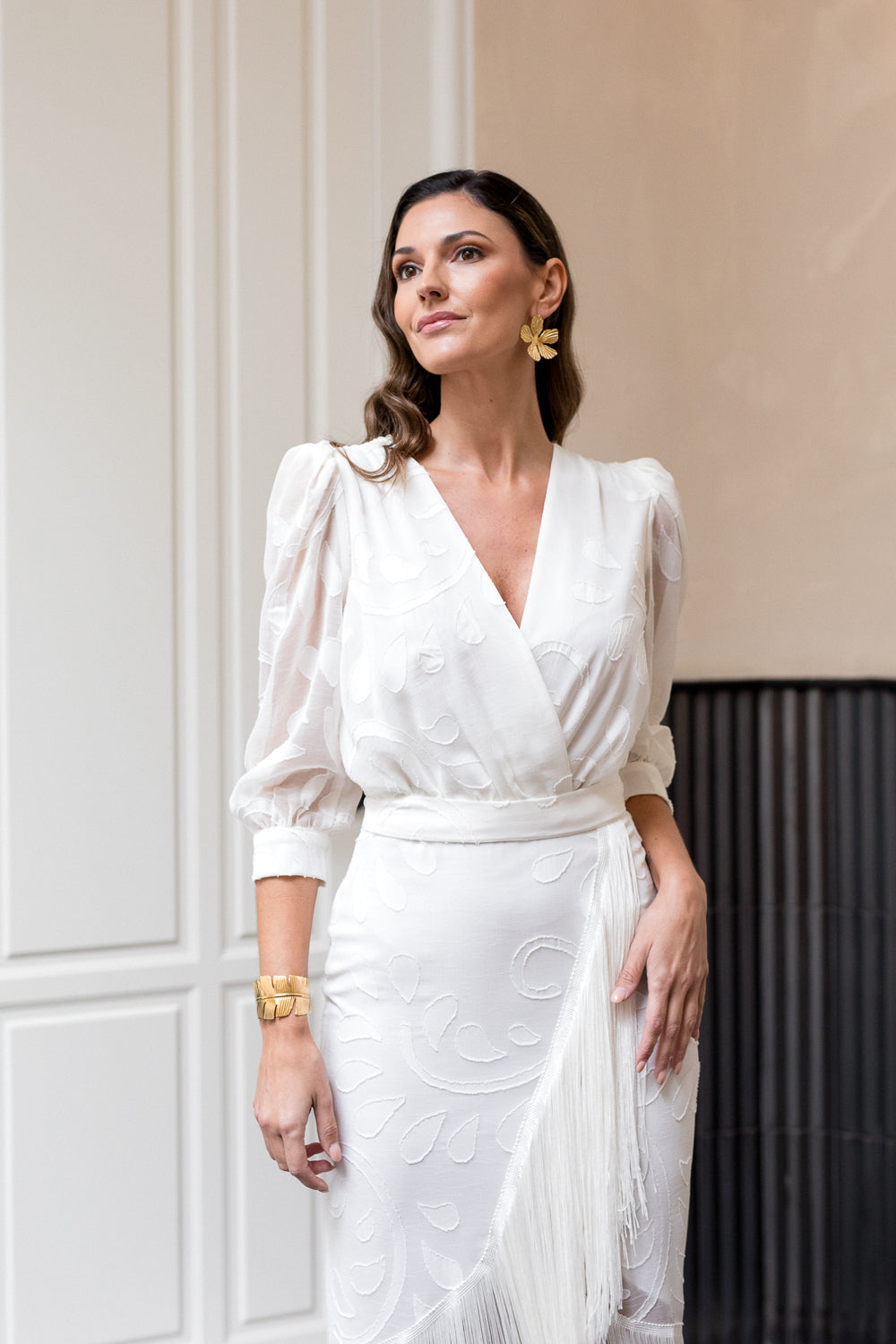 Vestido blanco brocado con flecos - EXCLUSIVO ONLINE