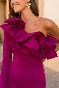 Vestido asimétrico manga larga con volante