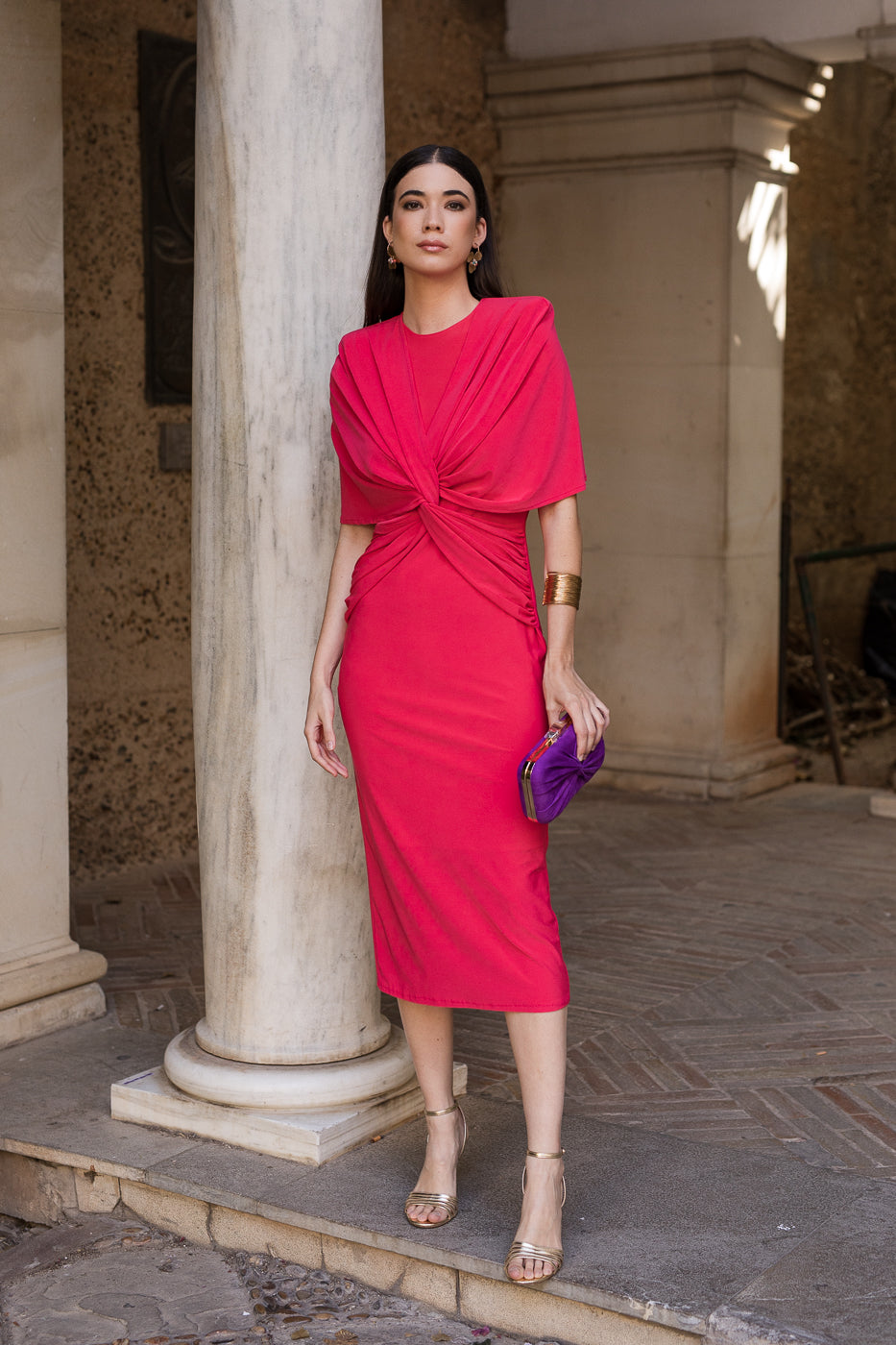 Vestido midi nudo coral