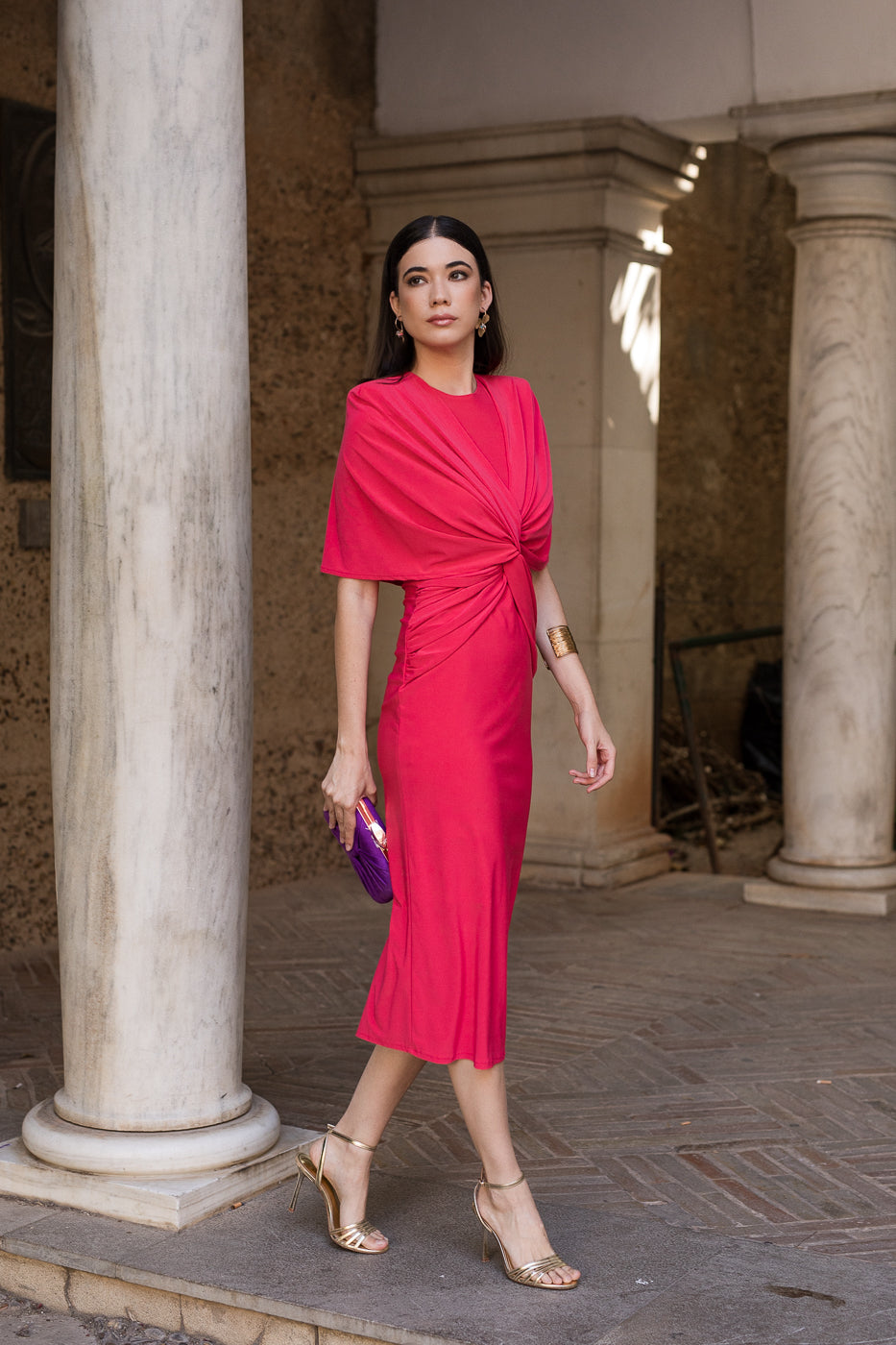 Vestido midi nudo coral