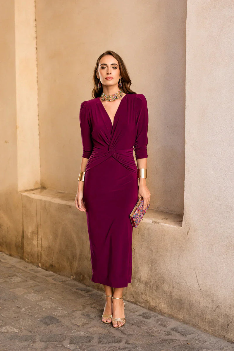 Cómo vestir para una boda en marzo: guía para invitadas