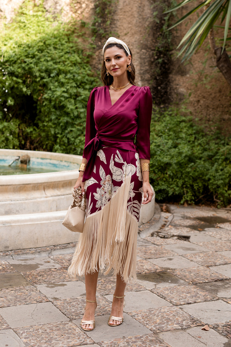 Conjunto de Blusa + falda de flecos