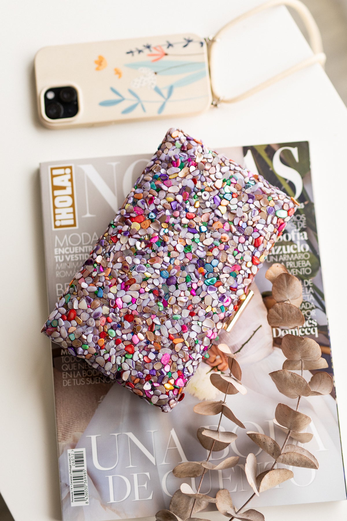 Bolso invitada pedrería malva