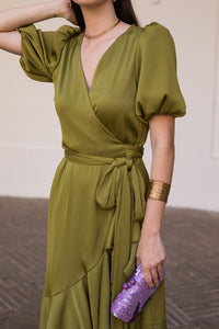 Vestido midi lazada lateral