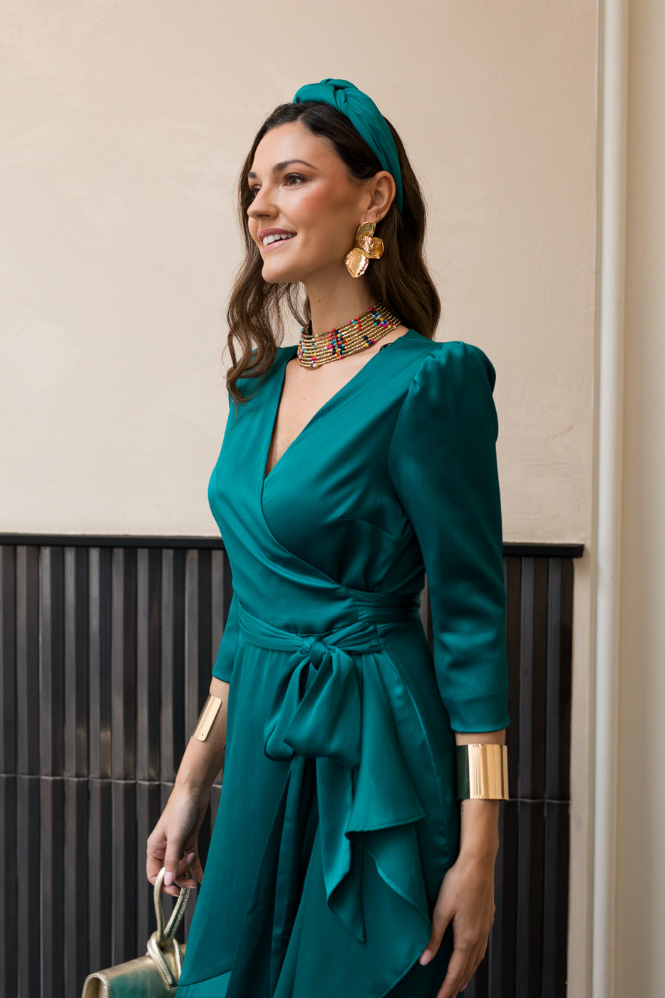 Vestido midi lazada lateral verde