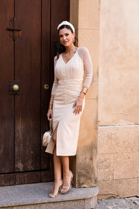 Vestido midi drapeado con mangas de tul