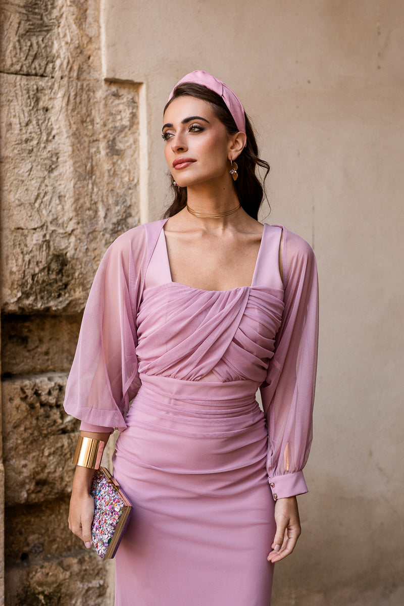 Vestido midi + mangas de tul rosa nude