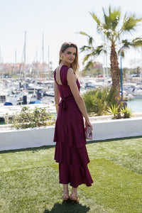 Vestido midi cuello halter multivolantes