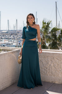 Vestido largo escote asimétrico cut out verde