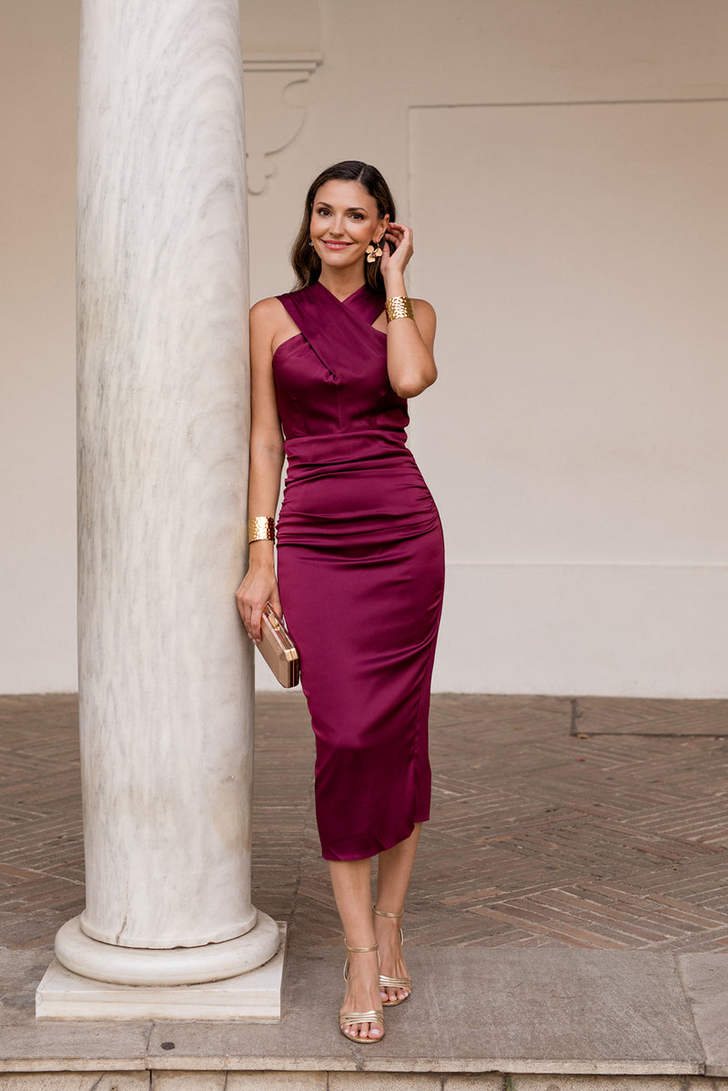 Vestido midi cuello halter cereza