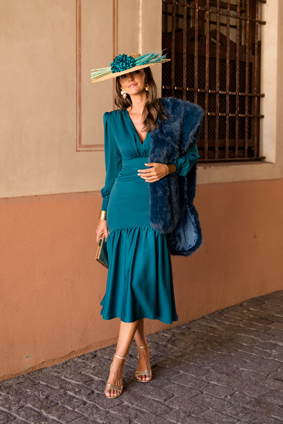 Estola azul petróleo