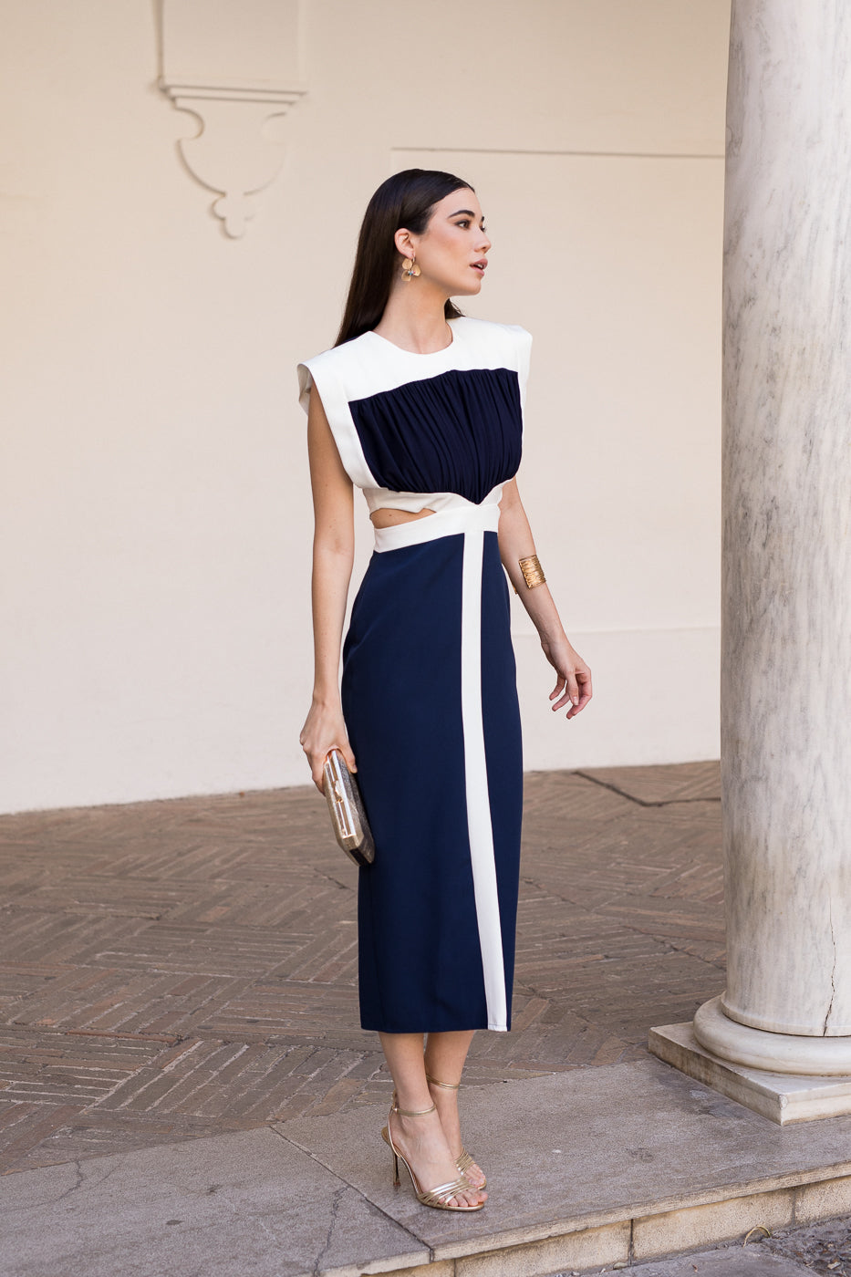 Vestido midi cut out AZUL MARINO