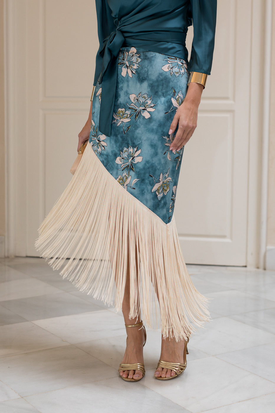 Conjunto de Blusa + falda de flecos petróleo PROXIMAMENTE DISPONIBLE