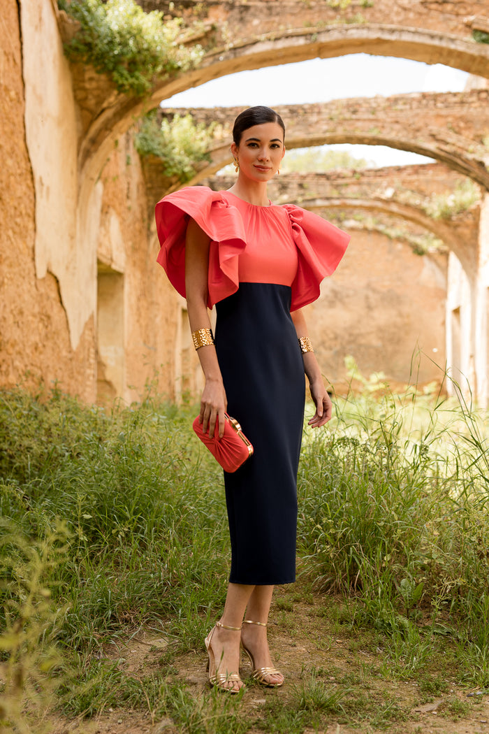 Vestido midi coral manga volante