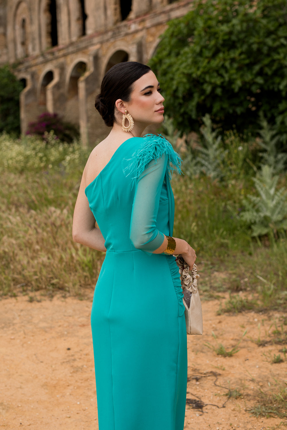 Vestido midi drapeado asimétrico aguamarina