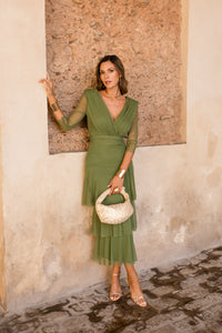 Vestido midi multivolantes verde oliva