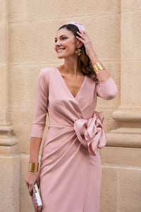 Vestido midi drapeado maxi rosa nude