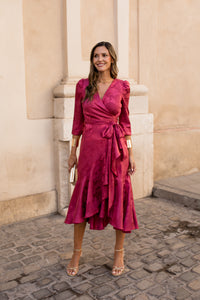 Vestido midi lazada lateral frambuesa