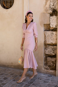 Vestido midi volante rosa nude
