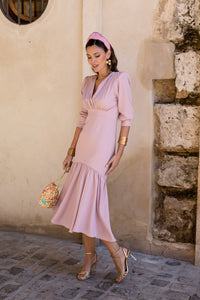 Vestido midi volante rosa nude