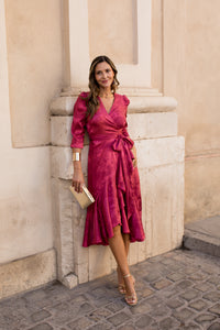 Vestido midi lazada lateral frambuesa