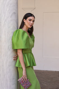 Vestido volante en cintura