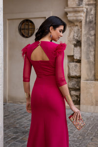 Vestido largo drapeado con escote cruzado cereza