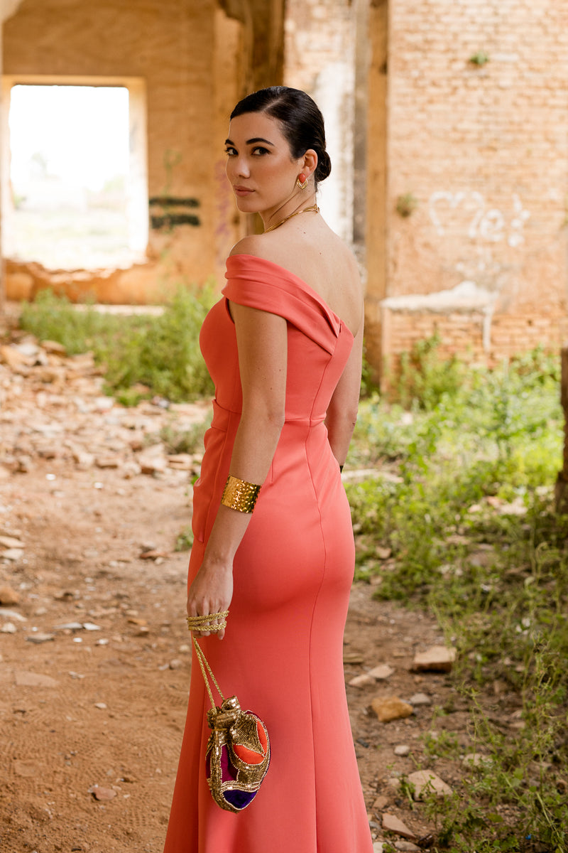Vestido largo asimétrico