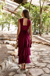 Vestido midi cuello halter multivolantes