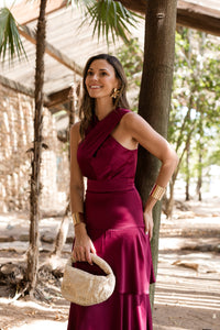 Vestido midi cuello halter multivolantes