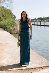 Vestido largo espalda cruzada petróleo