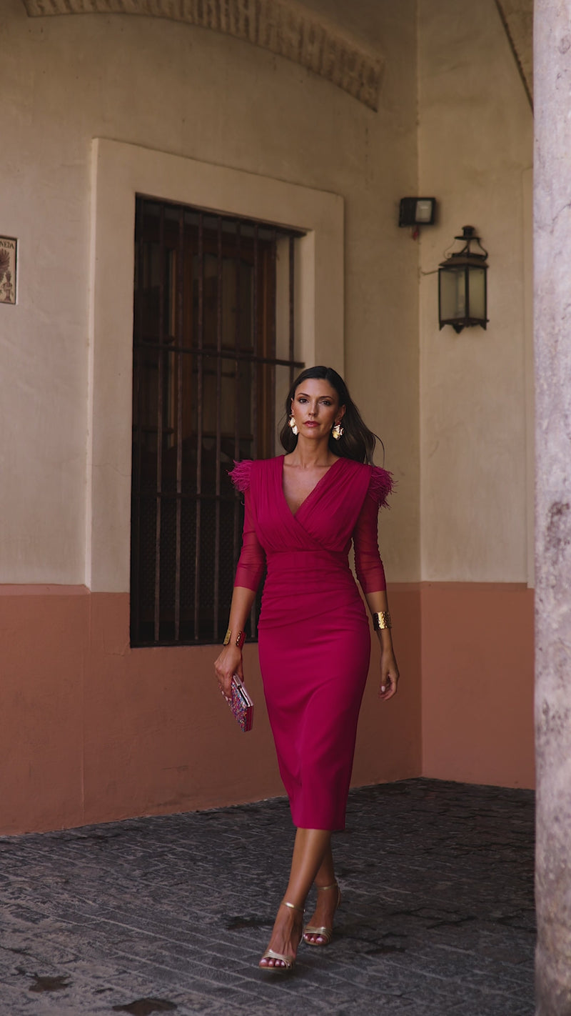 Vestido midi drapeado cereza