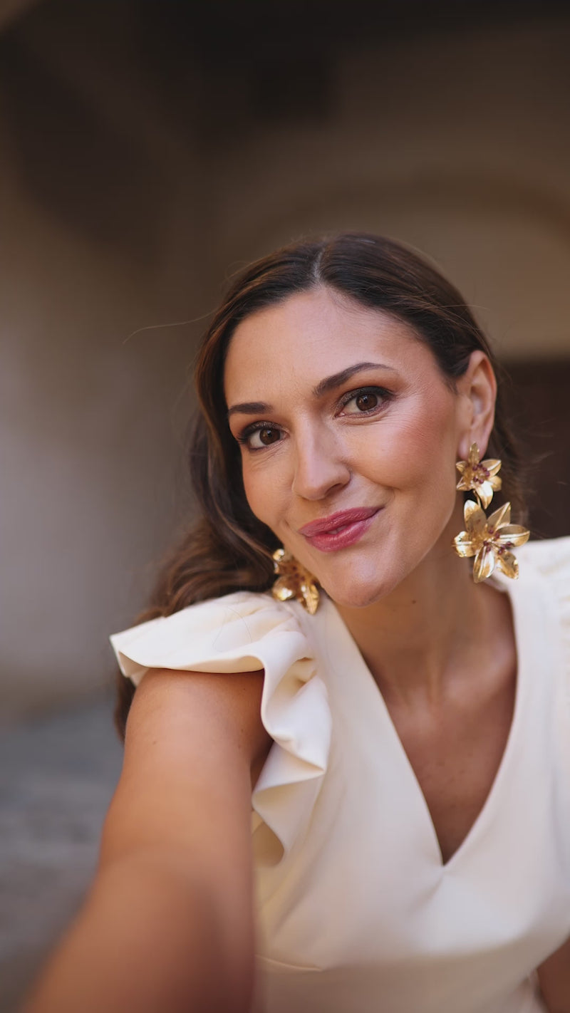 Conjunto top + falda volante beige