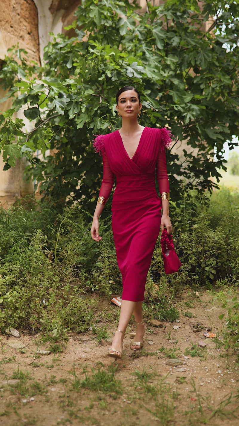Vestido midi drapeado cereza